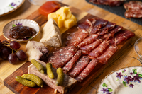 Tapas hos Øens Vinhus